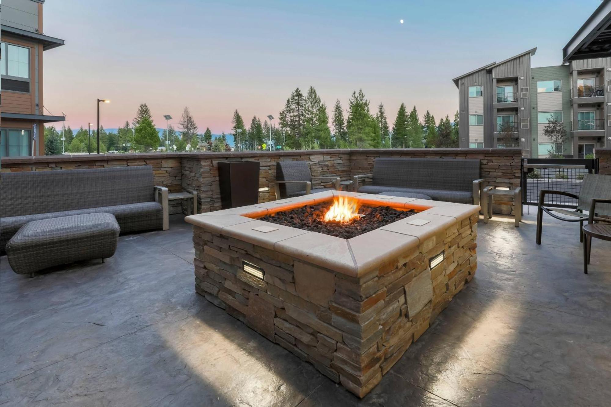 Springhill Suites By Marriott Truckee Lake Tahoe Exterior photo