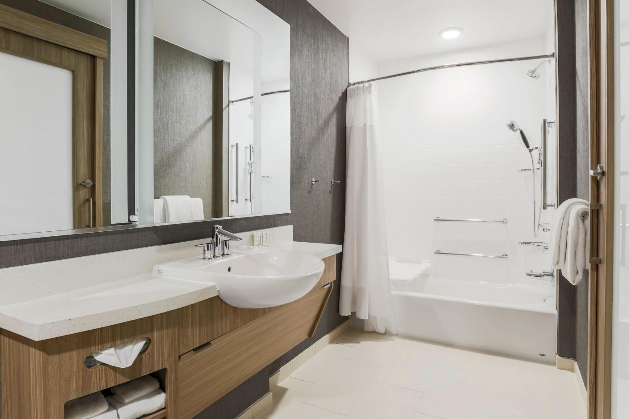 Springhill Suites By Marriott Truckee Lake Tahoe Exterior photo